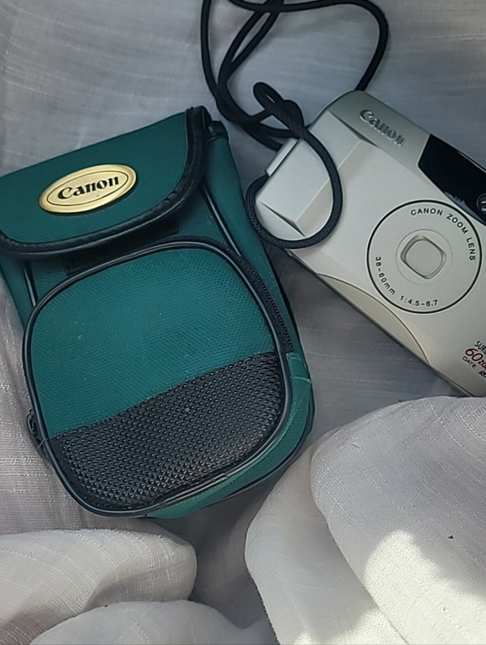 Canon Camera Sure Shot 60 Zoom Shot 35mm Point & Shoot Film W/ Case Works Great!